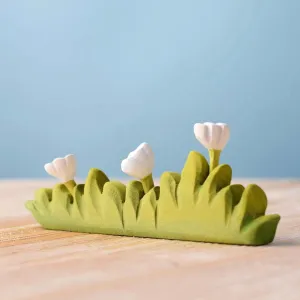 Bumbu Toys | Large Grass with White Flowers