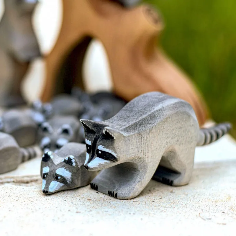 Bumbu Toys | Raccoon Standing