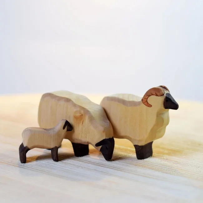 Bumbu Toys | Sheep Eating