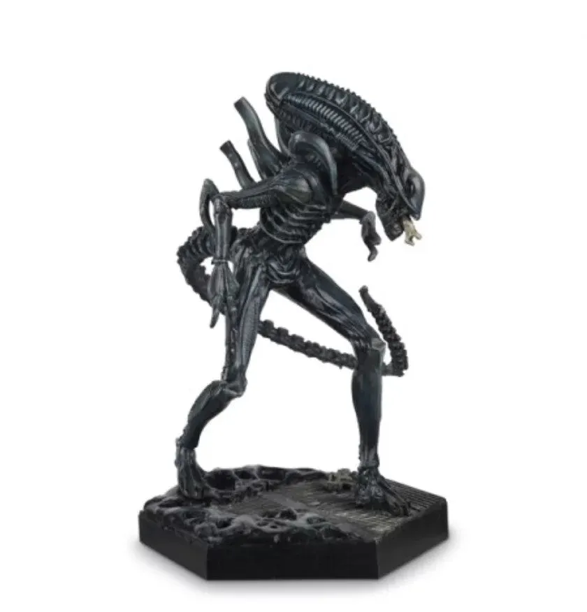 Hero Collector: Aliens Xenomorph Warrior Figure