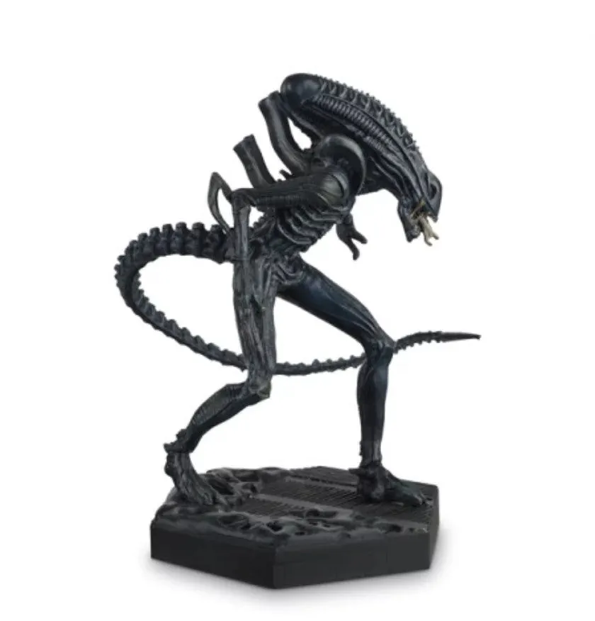Hero Collector: Aliens Xenomorph Warrior Figure