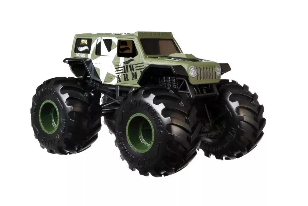 Hot Wheels 1:24 Monster Trucks Giant Wheels Army Jeep