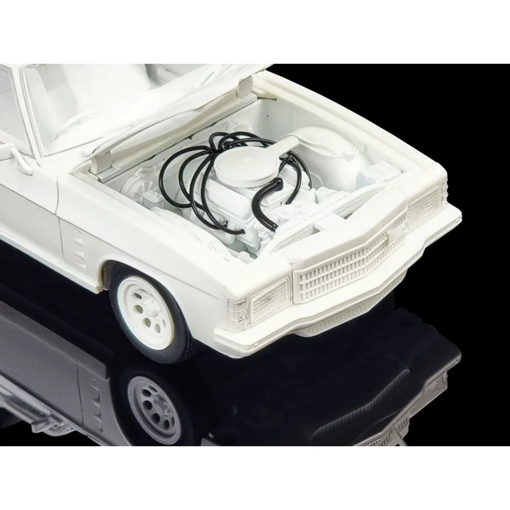 Max's HJ Holden Sandman Panelvan, 1:24 Scale Plastic Model Kit