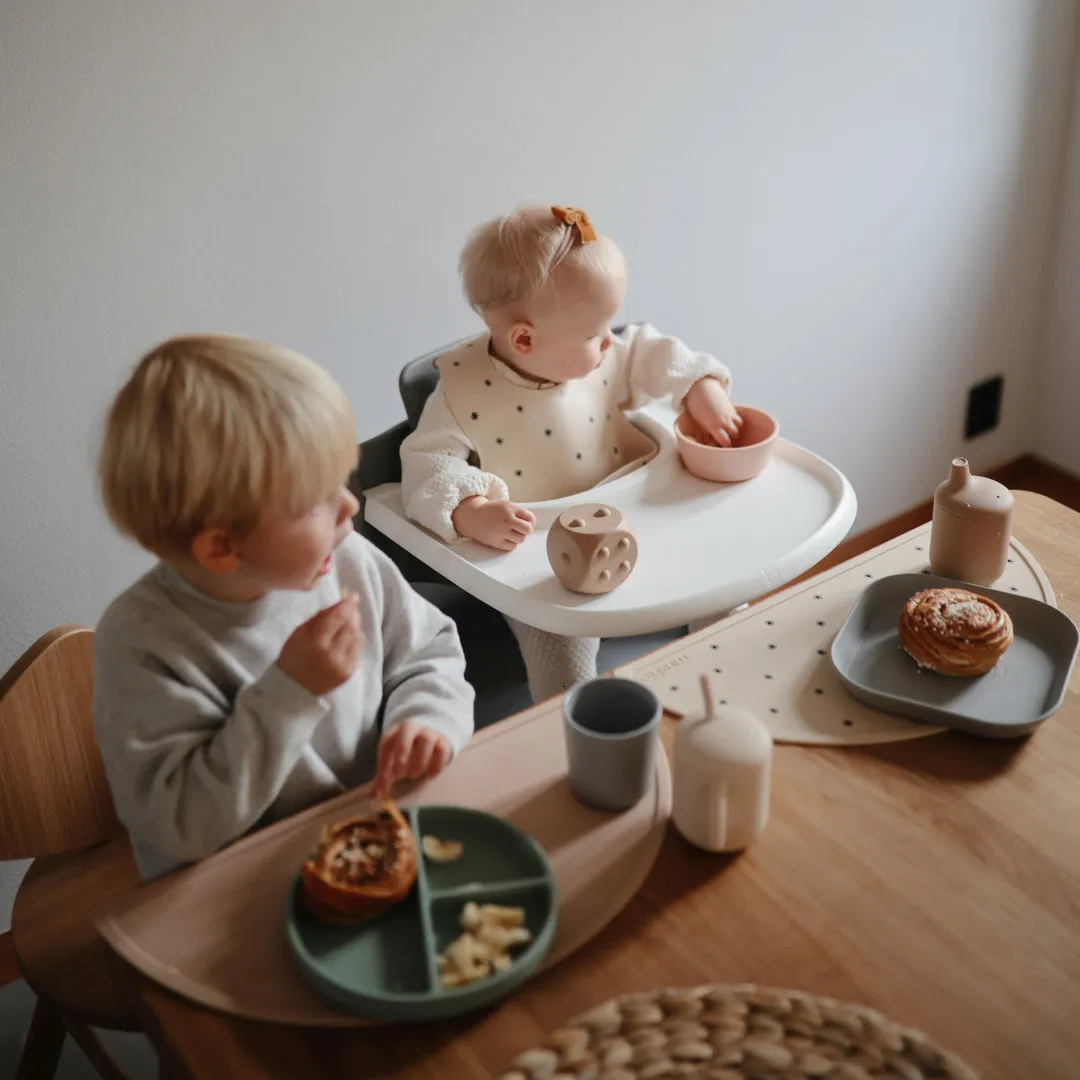 Mushie Silicone Placemat | Black Daisy