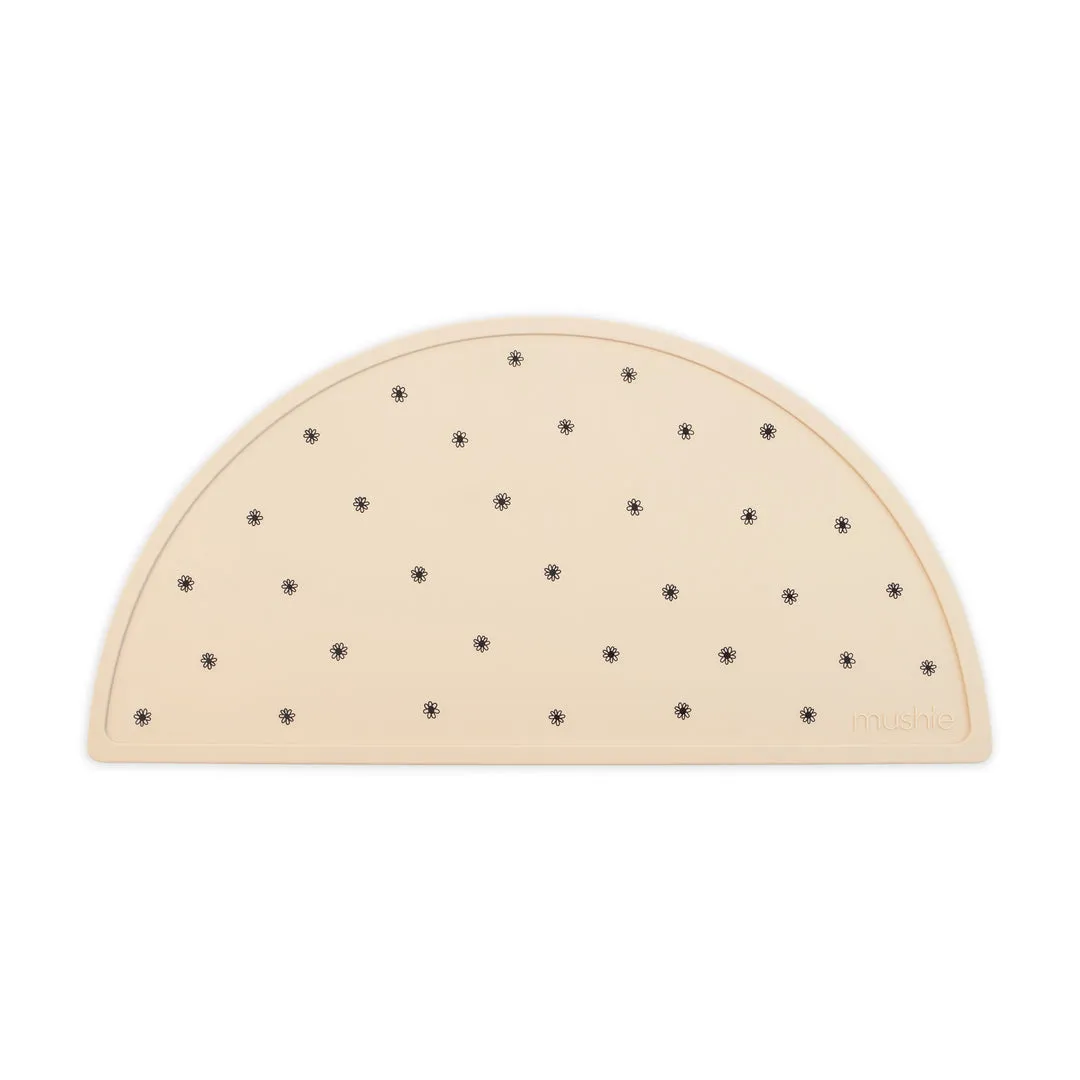 Mushie Silicone Placemat | Black Daisy