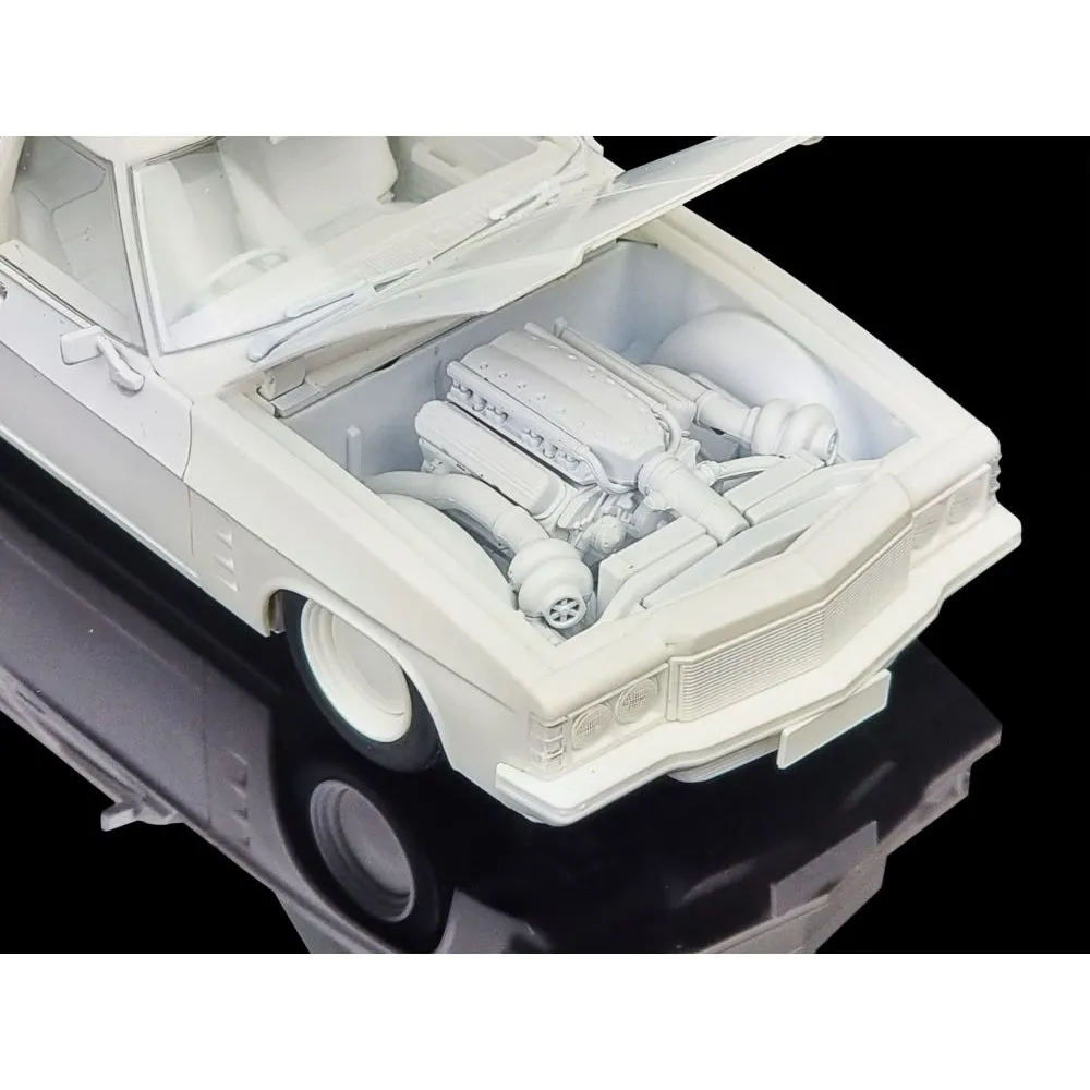 Slammed Holden HJ Panelvan, 1:24 Scale Plastic Model Kit