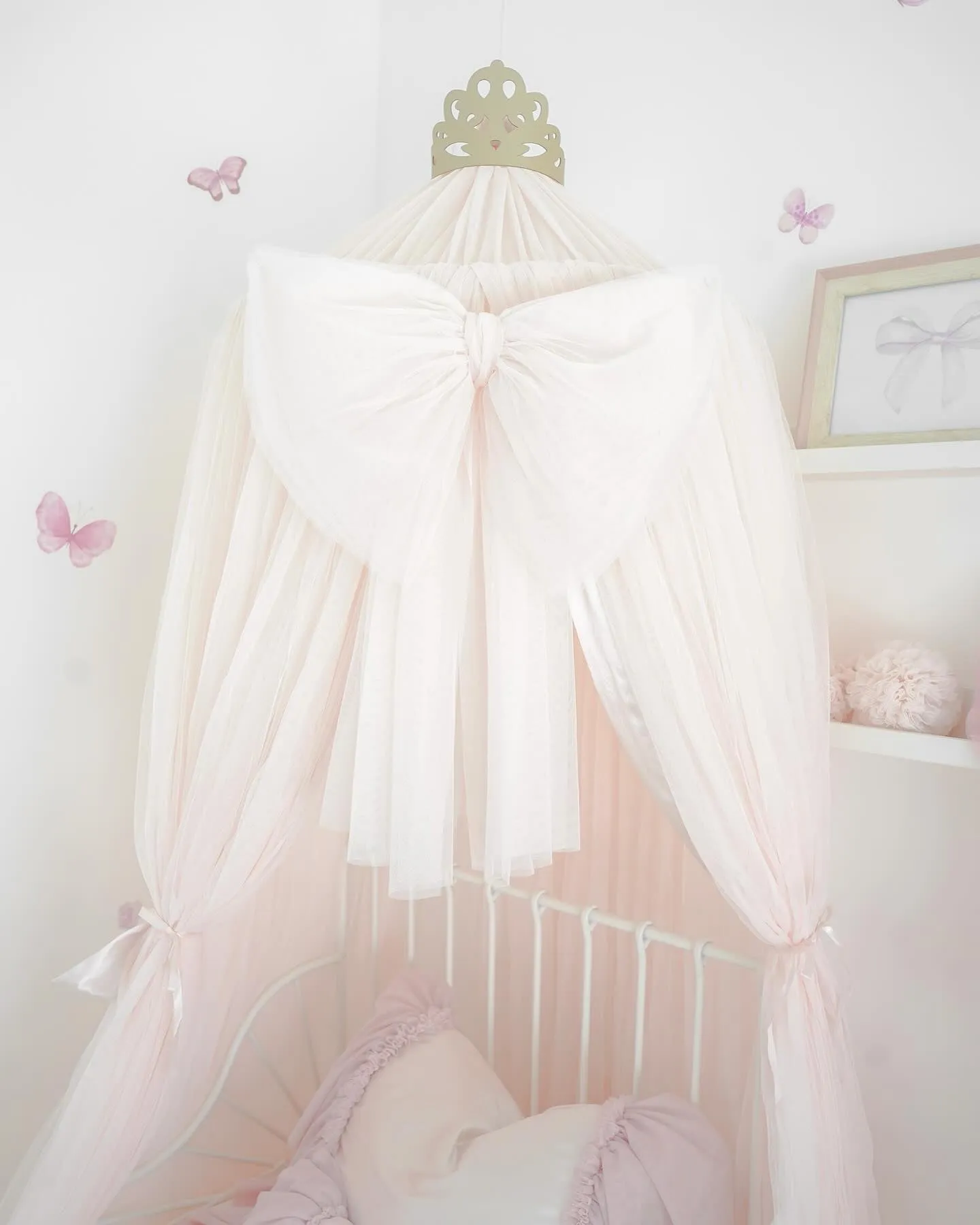 Spinkie Big Bow in CREAM