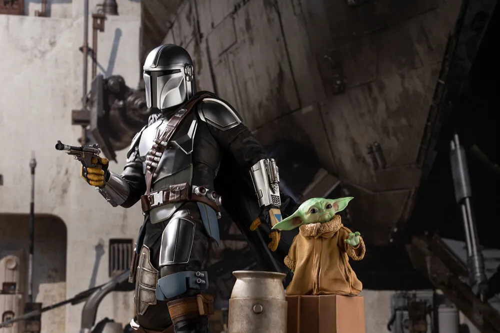 STAR WARS Mandalorian & The Child ArtFX Statue
